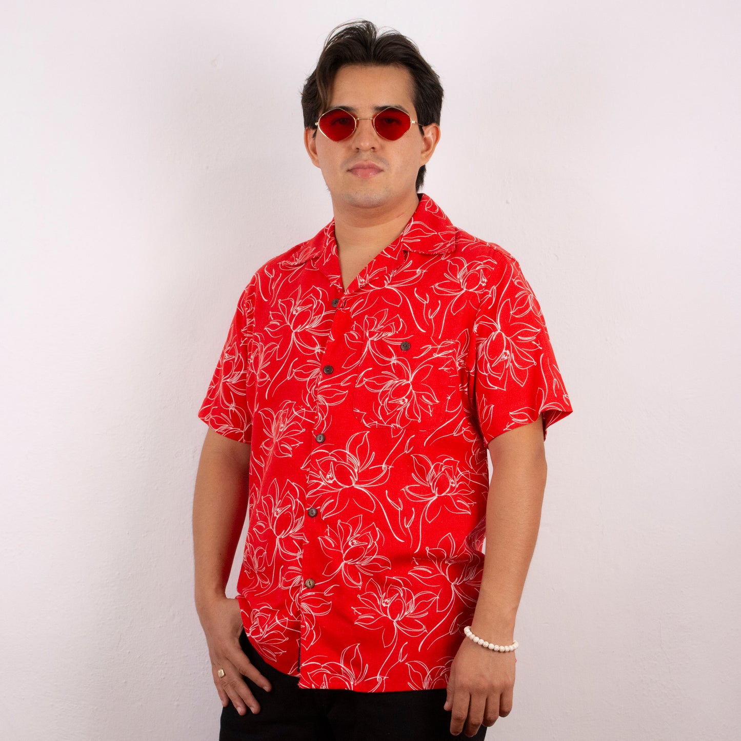 Camisa hawaiana manga corta roja hibisco