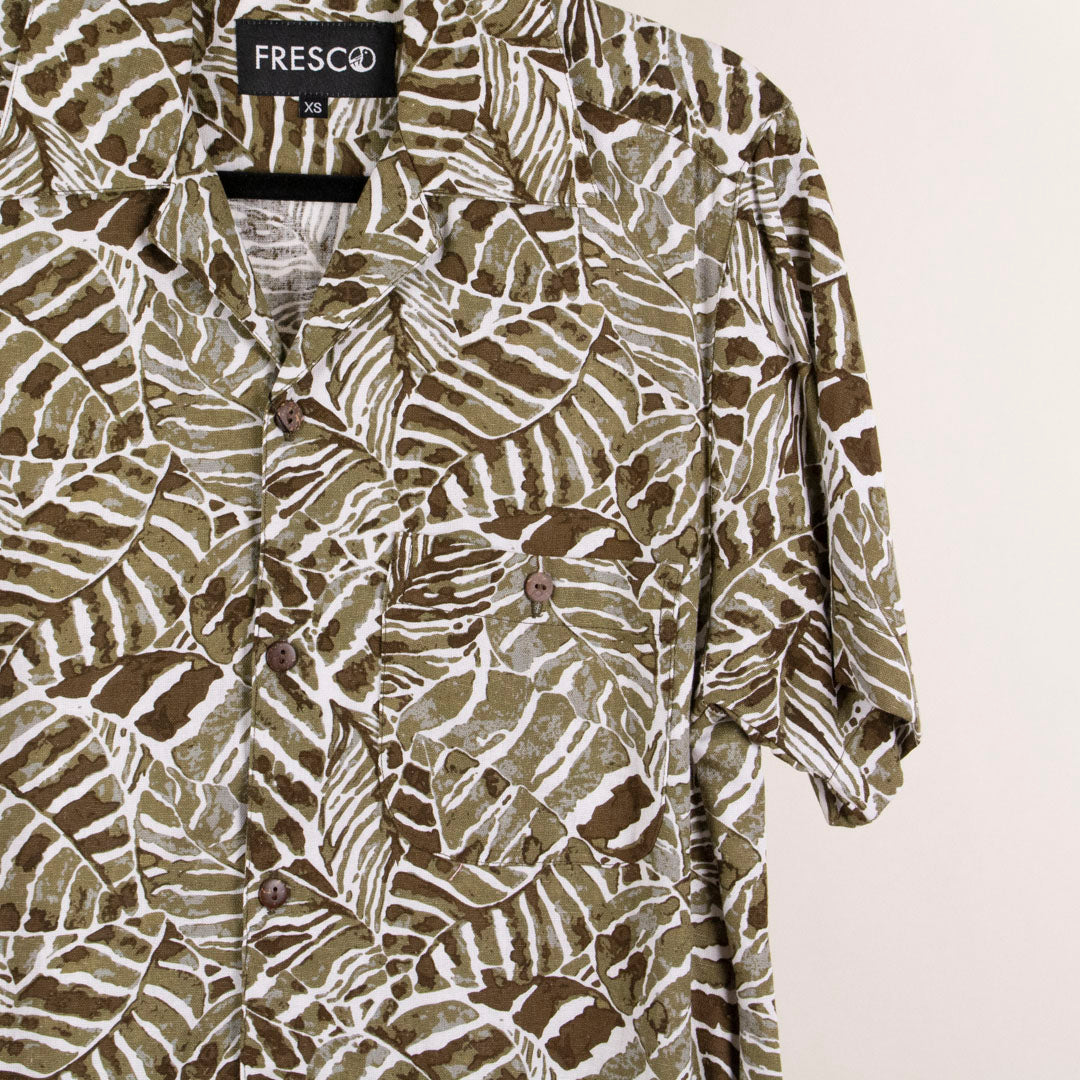Camisa hawaiana manga corta hoja verde