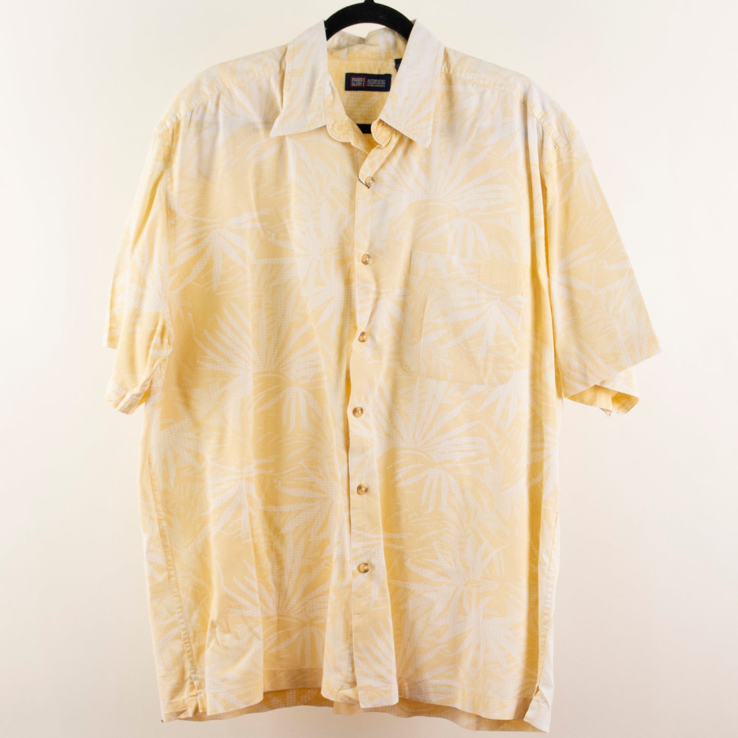Camisa hawaiana amarilla (L) Faded Glory