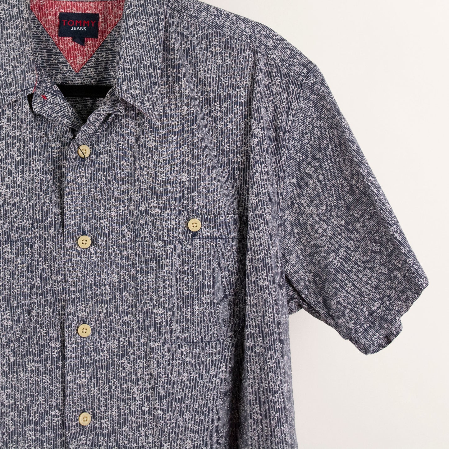 Camisa estampada azul marino (M) Tommy jeans