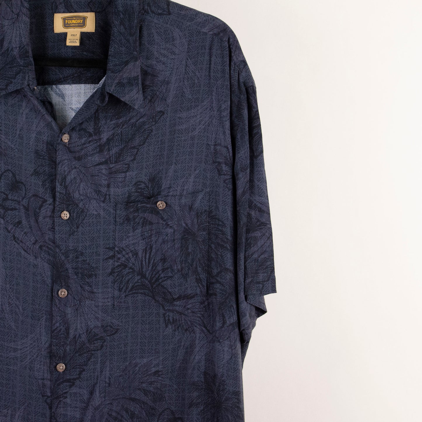 Camisa hawaiana negro (2XL) The Foundry