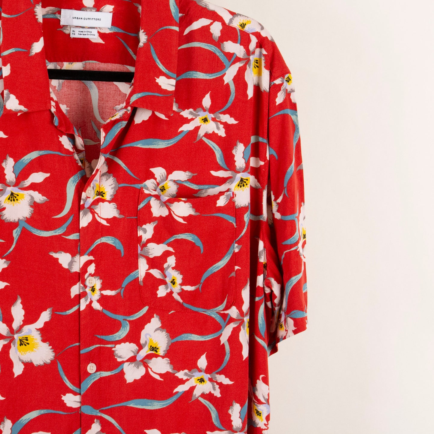 Camisa hawaiana rojo (XL) Urban Outfitters