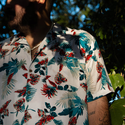 Camisa hawaiana manga corta blanca plus