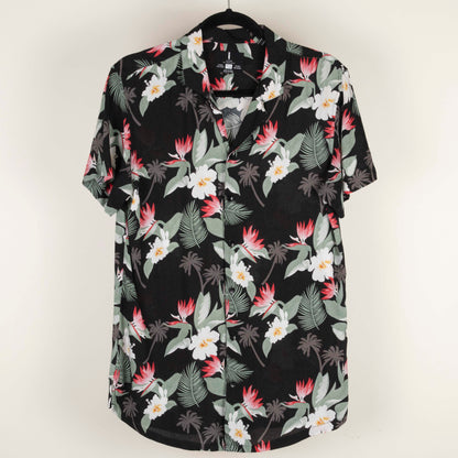 Camisa hawaiana negra (S) Jeans
