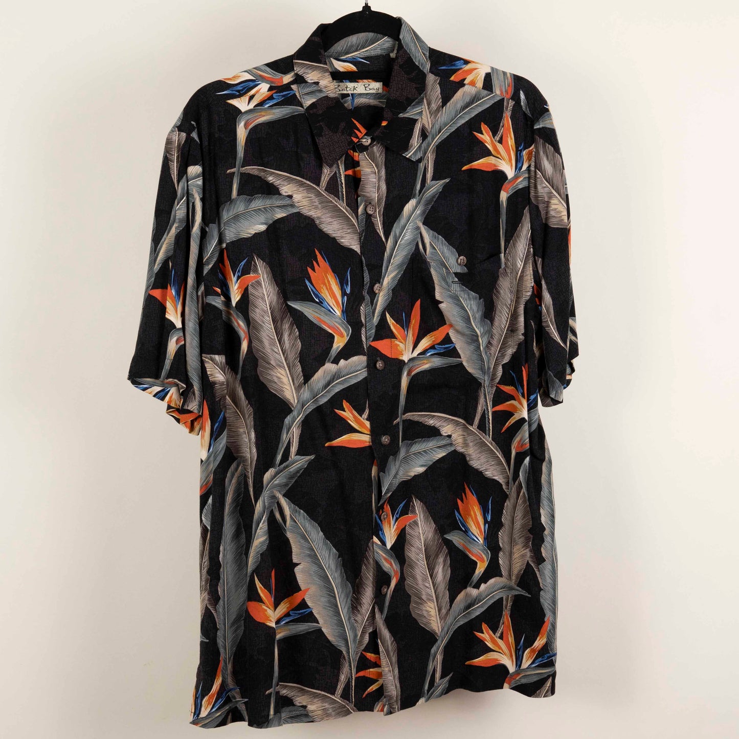 Camisa Hawaiana Negro (M) Batik Bay