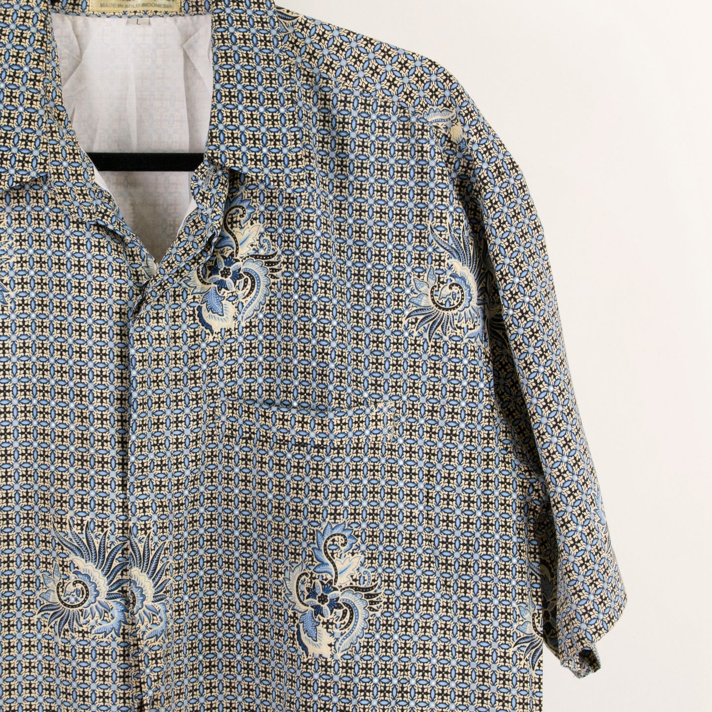 Camisa estampada azul (L) Damar Hade