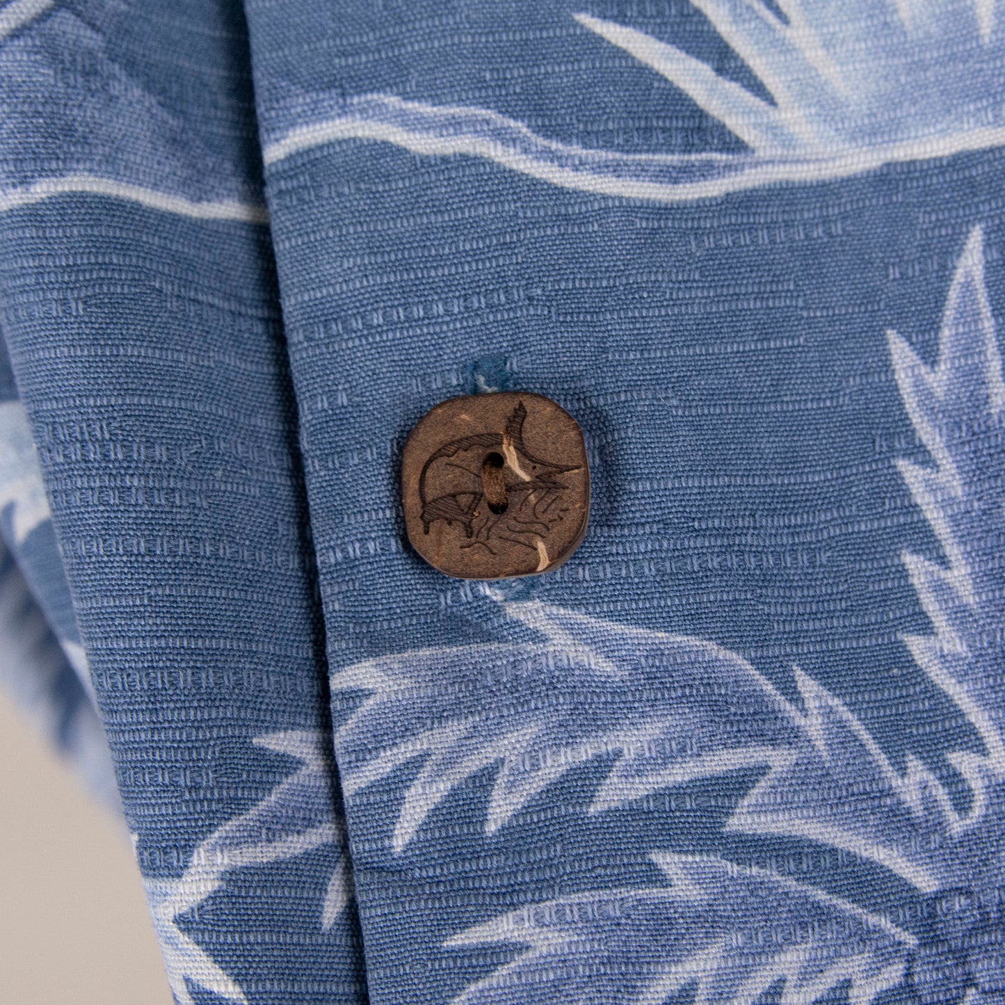Camisa hawaiana azul (L) Bermuda Bay