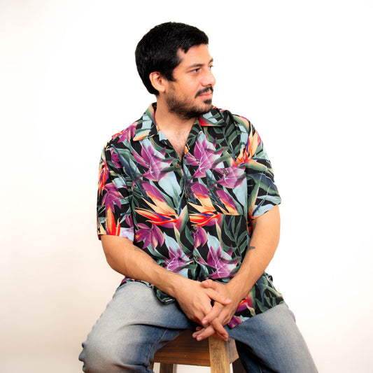 Camisa hawaiana paraíso negro