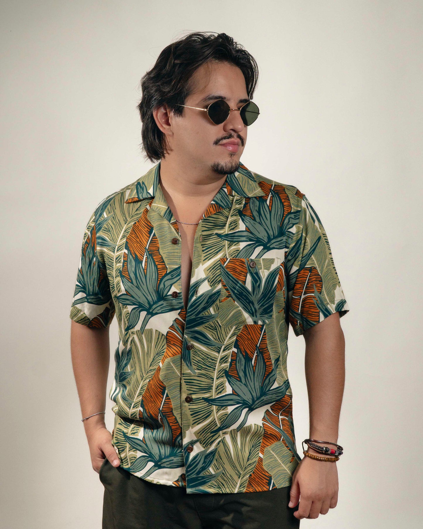 Camisa hawaiana manga corta verde Manglar