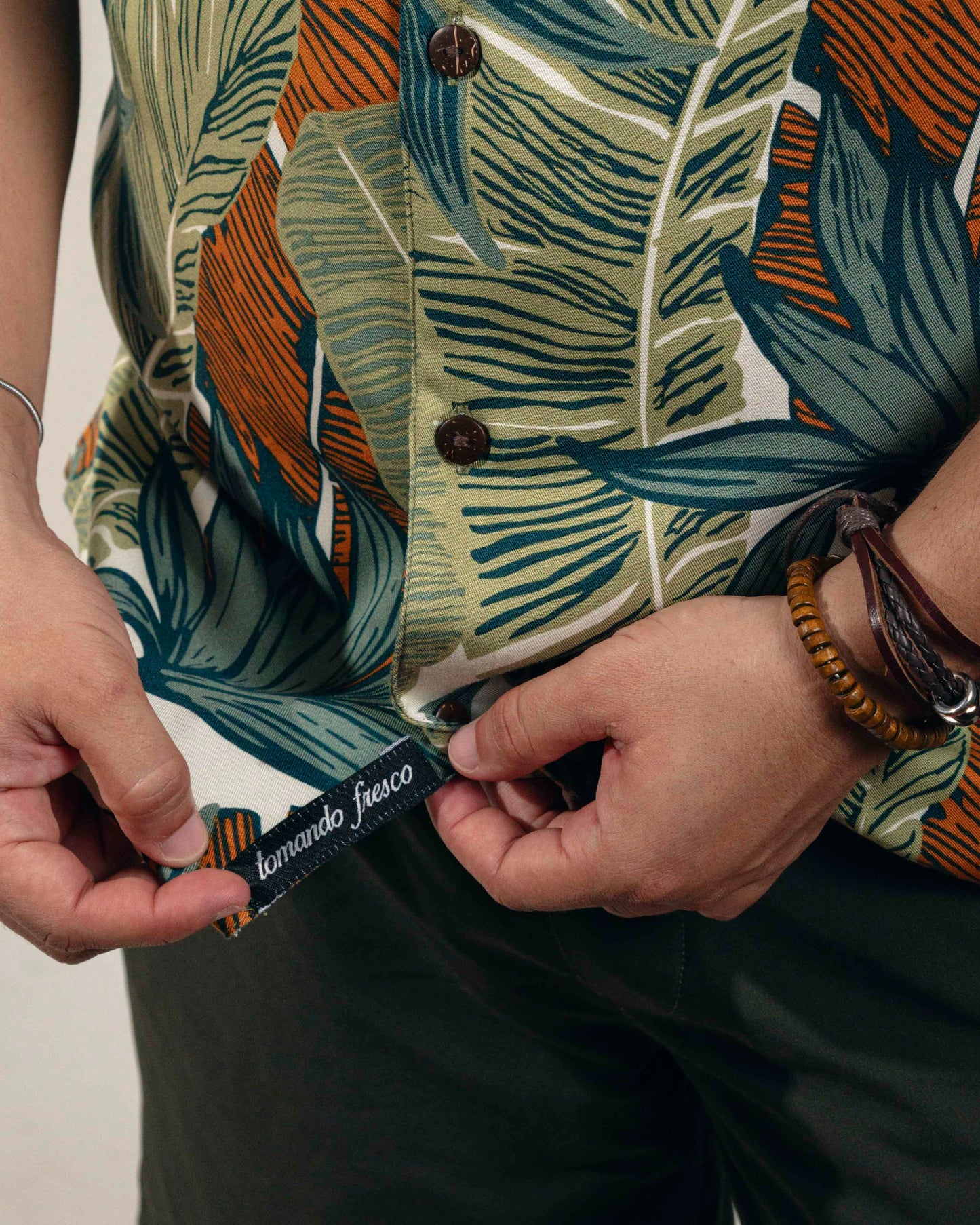 Camisa hawaiana manga corta verde Manglar