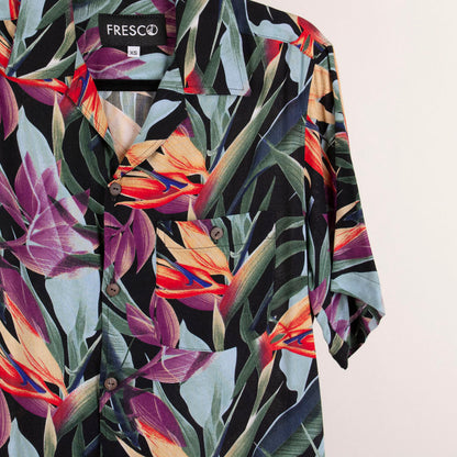 Camisa hawaiana paraíso negro