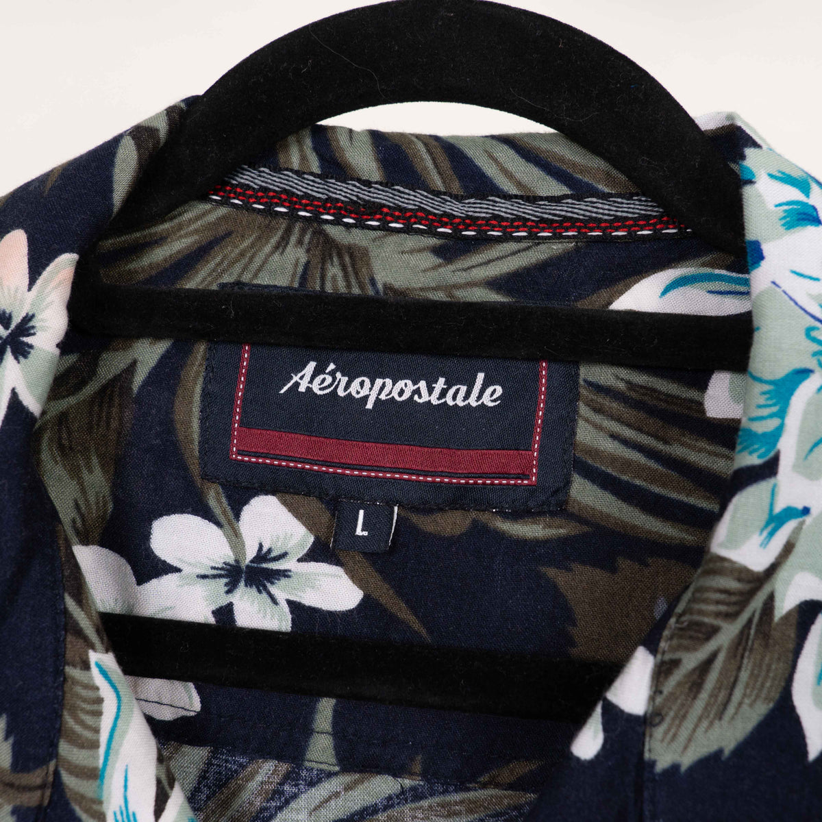 Camisa Hawaiana Azul marino (L) Aeropostale