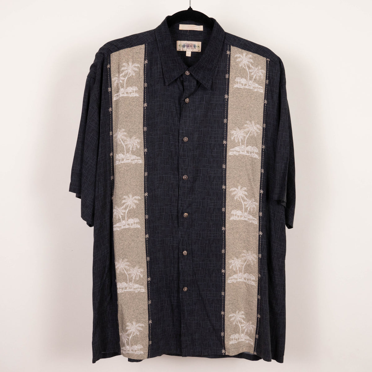 Camisa hawaiana negra (L) Campia