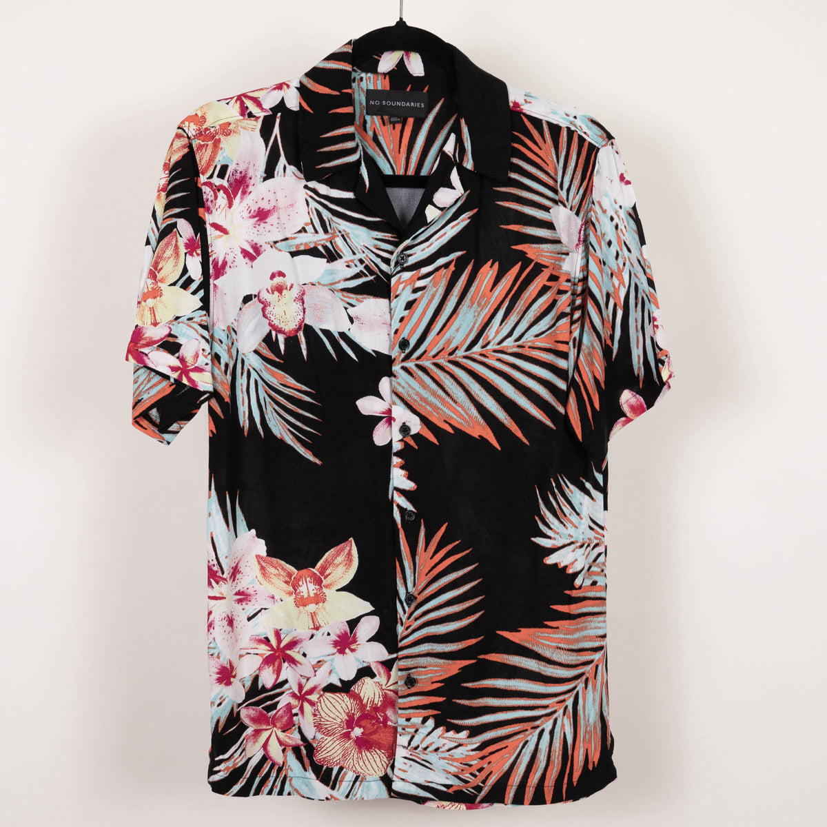 Camisa hawaiana negra (XS) No boundaries