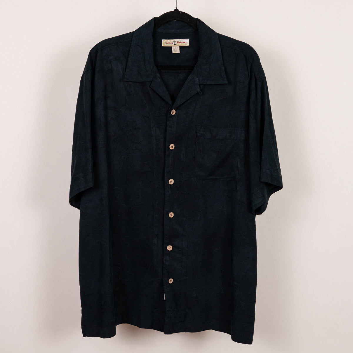 Camisa hawaiana negra  (XL) Tommy bahama