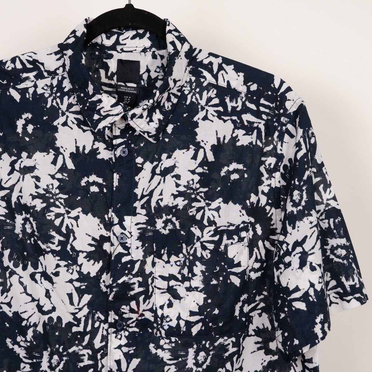 Camisa estampada negra (M) H&M