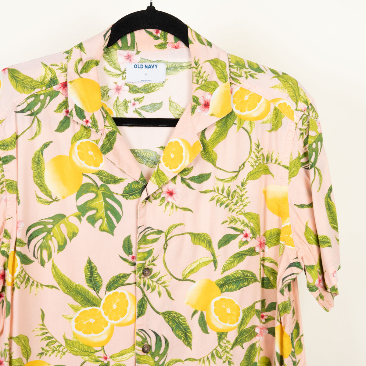 camisa hawaiana rosa (S) old navy