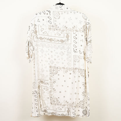 camisa estampada blanca (XL) aeropostale
