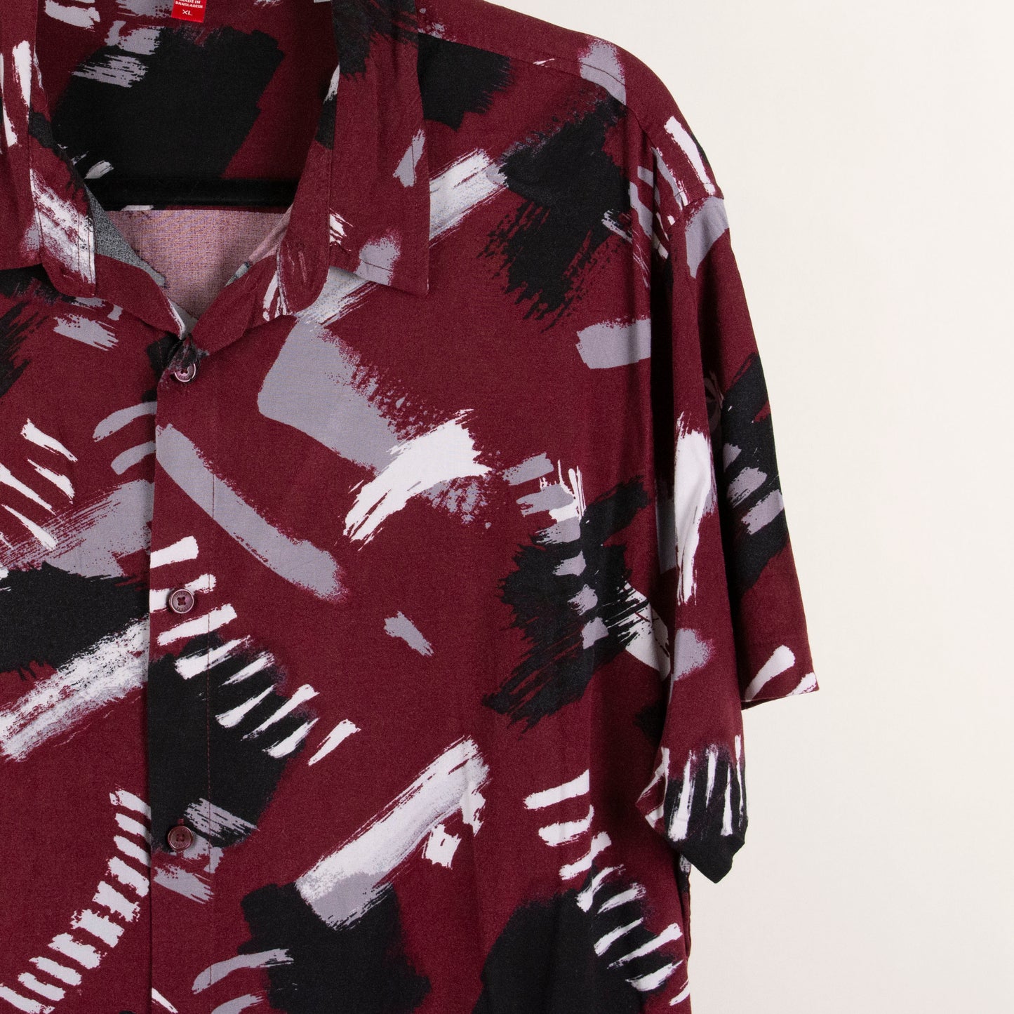 Camisa estampada rojo (XL) Guess