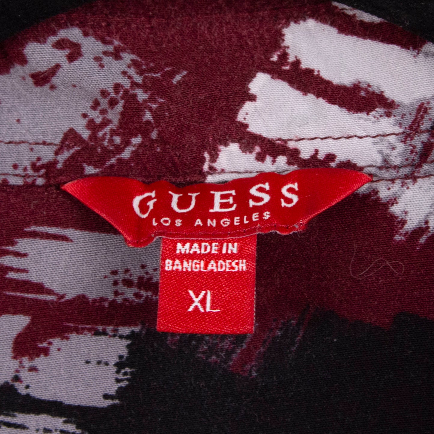 Camisa estampada rojo (XL) Guess