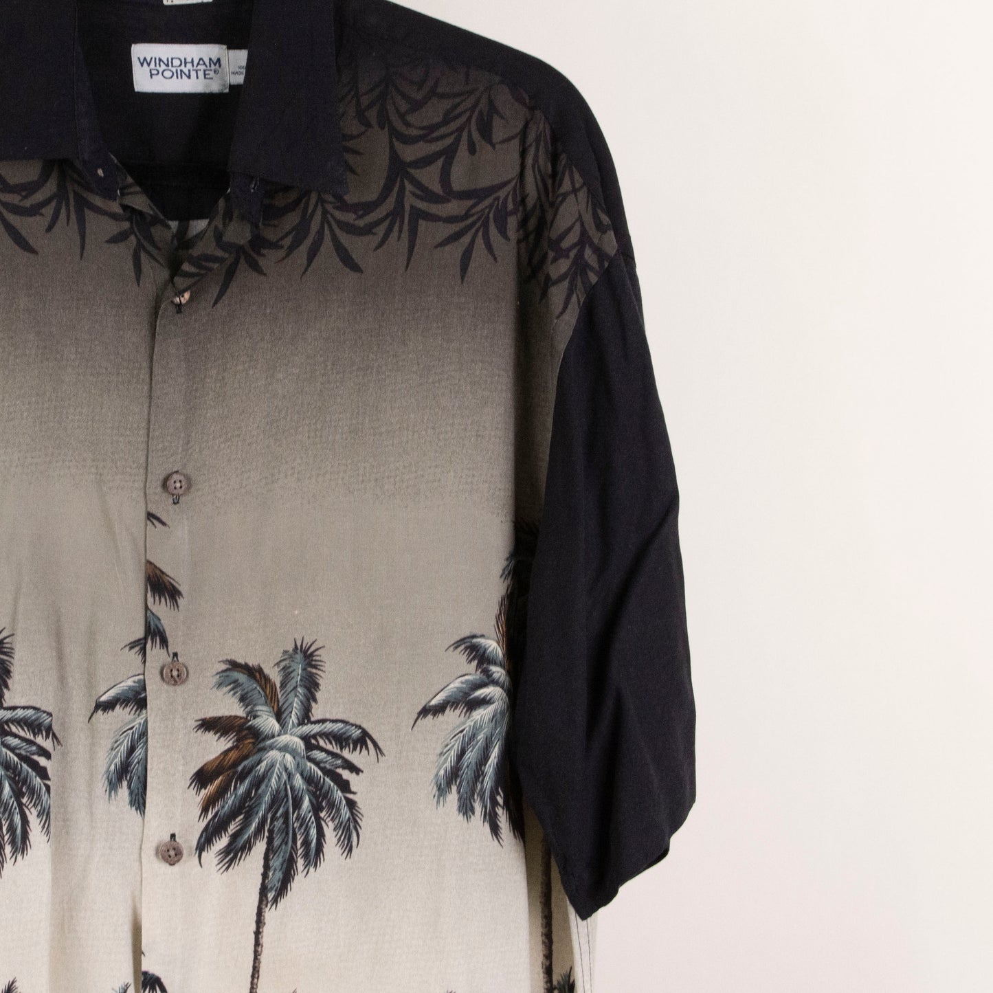 camisa hawaiana beige (M) Windham Pointe