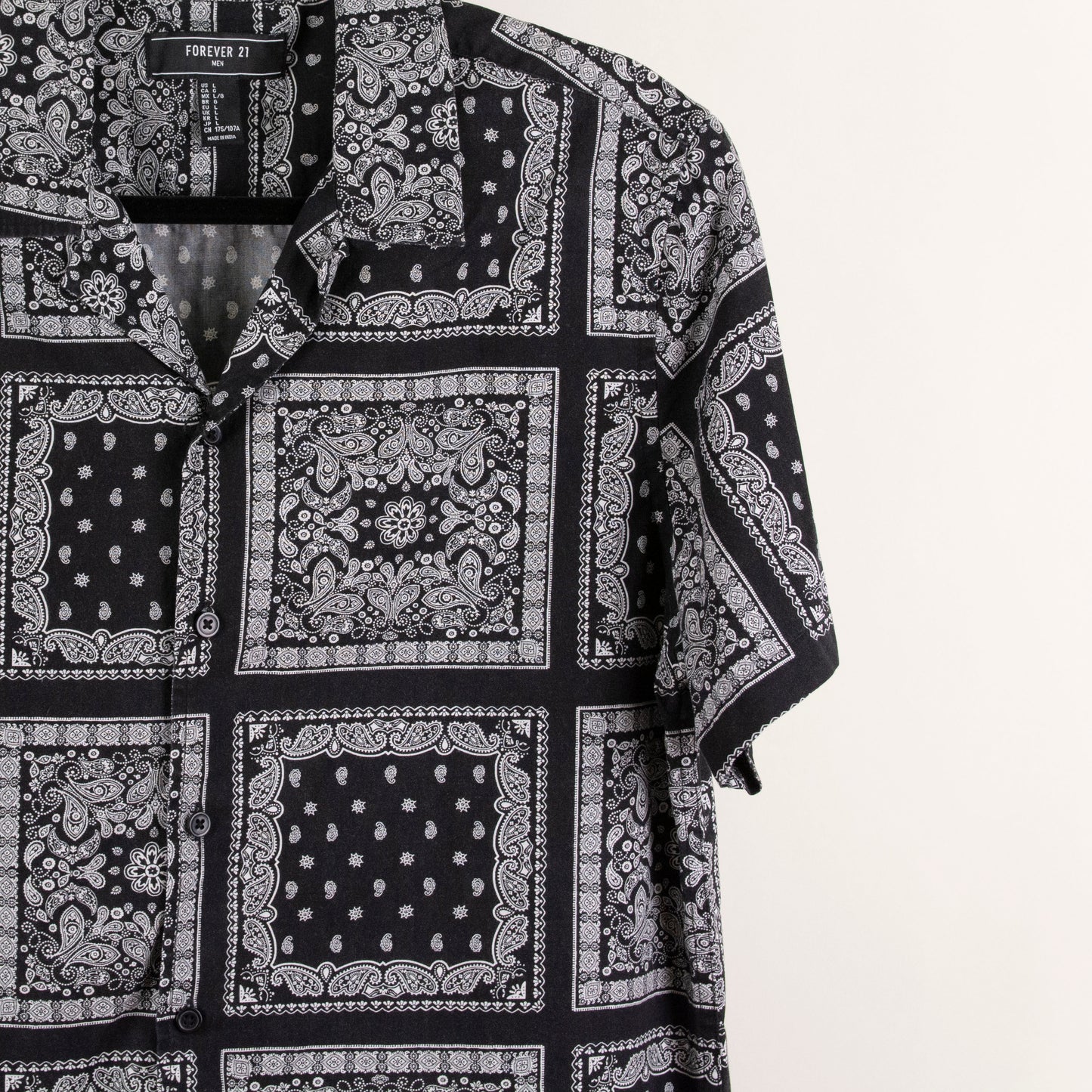 Camisa estampada negro (L) Forever 21