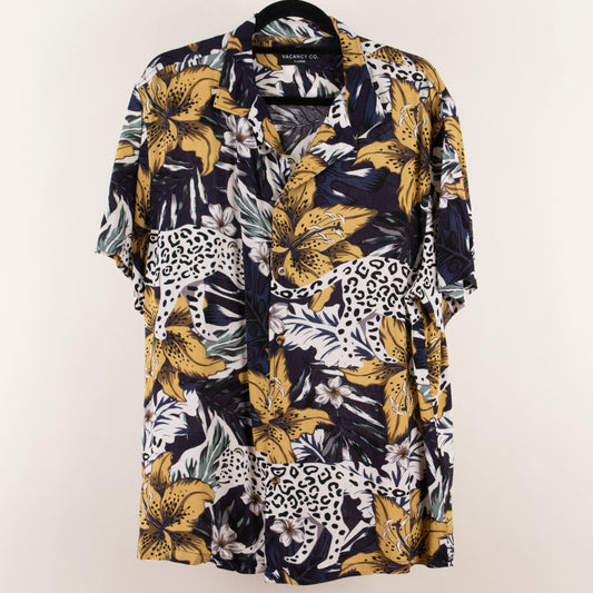 Camisa hawaiana negro (XL) Vacancy.CO